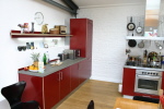 Küche Koski Dekor mit Grauwacke Arbeitsplatte